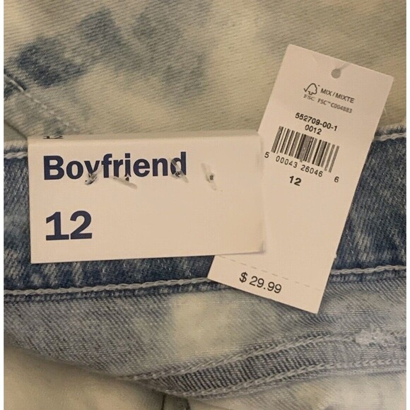Old Navy Women's Size 12 Blue tie dye Denim Distressed Boyfriend Shorts - Picture 5 of 5